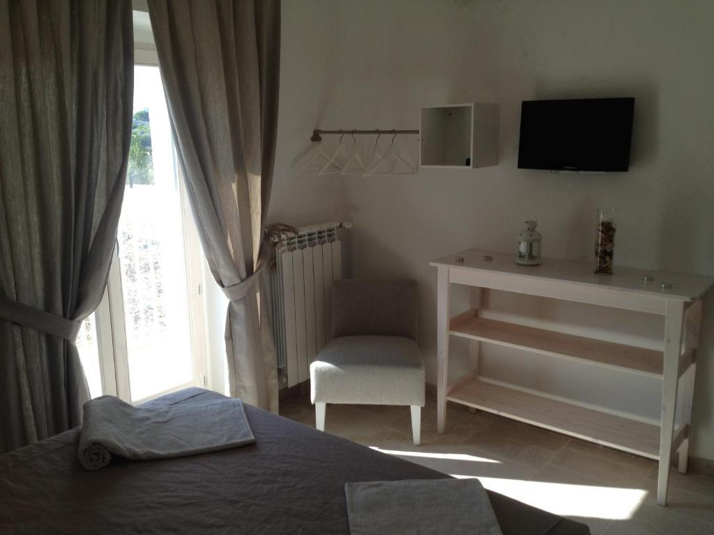 Il Granello Di Senape In Valle D'Itria Guest House Locorotondo Room photo